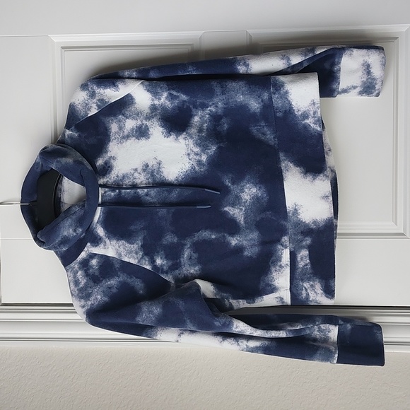 Old Navy Tops - *LAST CHANCE!*Old Navy Active Crop Sweatshirt